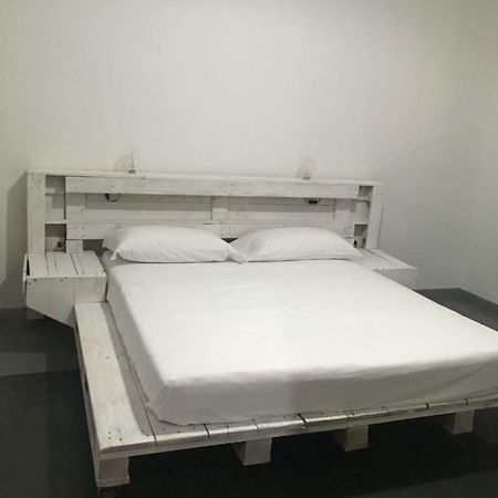 ليتشي Ateneo Apartments Centro Storico المظهر الخارجي الصورة